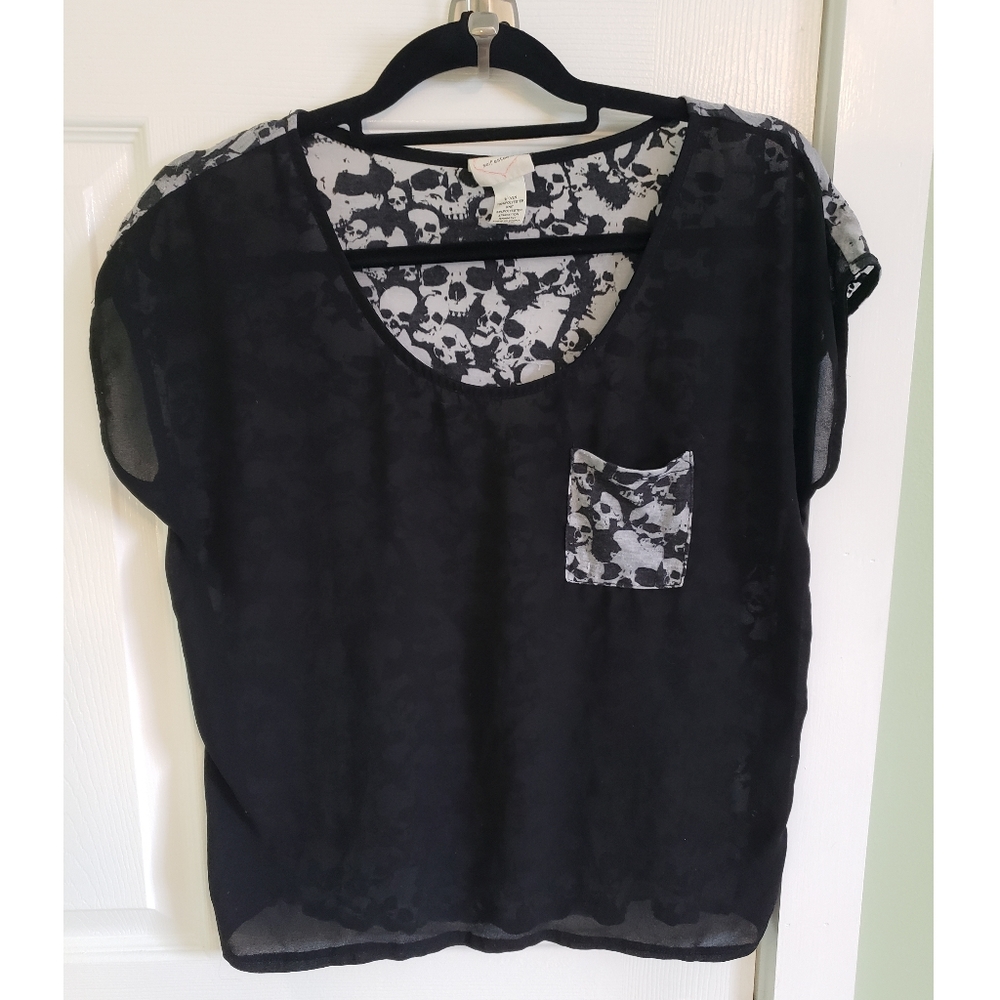 Skull blouse